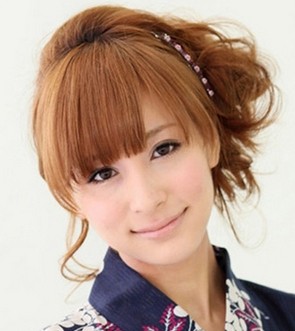 簡單齊肩髮型蓬松側盤髮扎法-美髮館