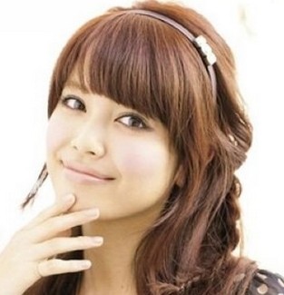 簡約髮箍讓你的髮型精致而時尚-美髮館