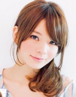 碎髮打理出-20％的完美小臉髮型-美髮館