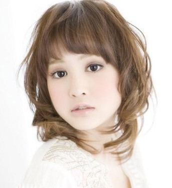 6款方臉女生適合的髮型圖片-美髮館