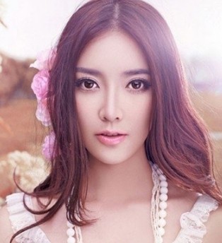 根據臉型挑選髮型 9款清新長髮馬上瘦臉-美髮館