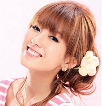 夏天盤髮髮型大集錦 秀出你的魅力風情-美髮館