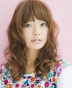 柔美髮型與臉型搭配動人感覺-美髮館