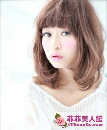 方臉中長梨花頭修顏剛剛好-美髮館