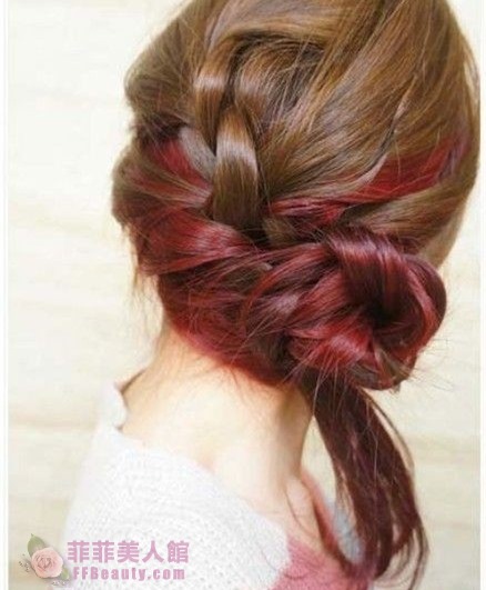 2步即成花苞頭盤髮教程-美髮館