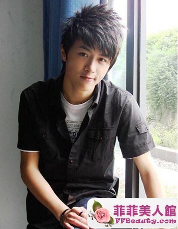 時尚個性男生煙花燙髮型-美髮館