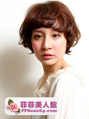 高鼻梁時尚短髮亮眼百分百-美髮館