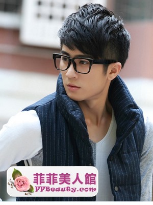 男生搭配瀏海更帥氣-美髮館