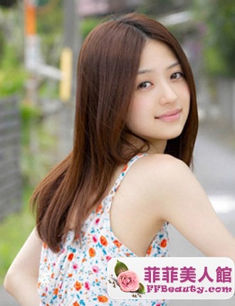 流行中長直髮 清純氣質-美髮館