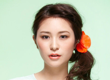 側分修型公主頭的扎法圖解-美髮館