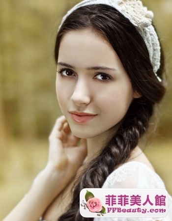 優雅側邊扎髮 簡單時尚顯氣質-美髮館