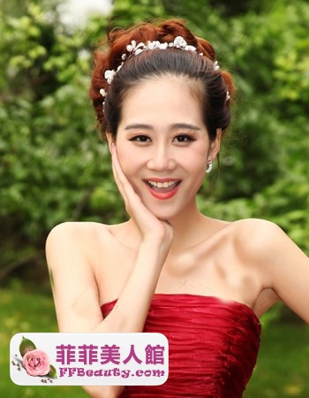 秋季甜美新娘盤髮備受青睞-美髮館