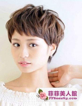 方臉女生適合什么樣的短髮髮型-美髮館