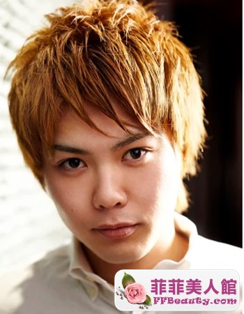 男生短髮個性定位燙髮彰顯帥氣-美髮館