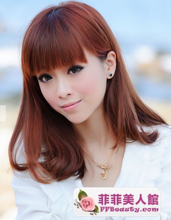 女生平瀏海與髮型巧搭配-美髮館