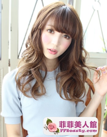 清新百搭長卷髮 秋日首選-美髮館