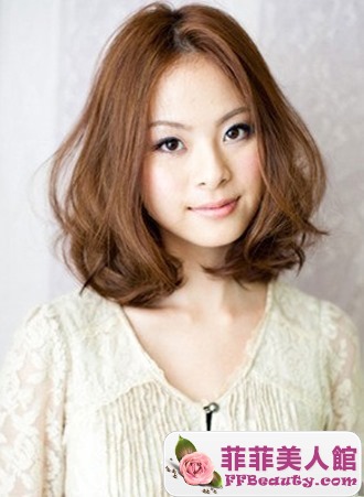 時尚卷髮盡顯甜美范-美髮館