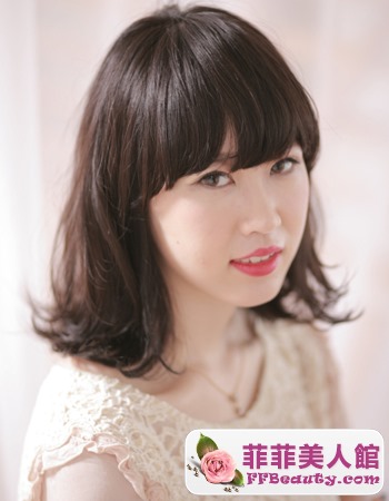 秋季短髮造型外翻更顯時尚-美髮館