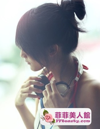 精致丸子頭盤髮塑造活潑精靈范-美髮館