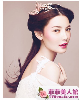 韓式新娘搭配髮飾更顯浪漫氣息-美髮館
