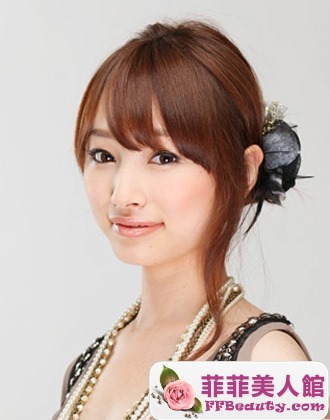 甜美韓式花苞頭扎髮教程-美髮館