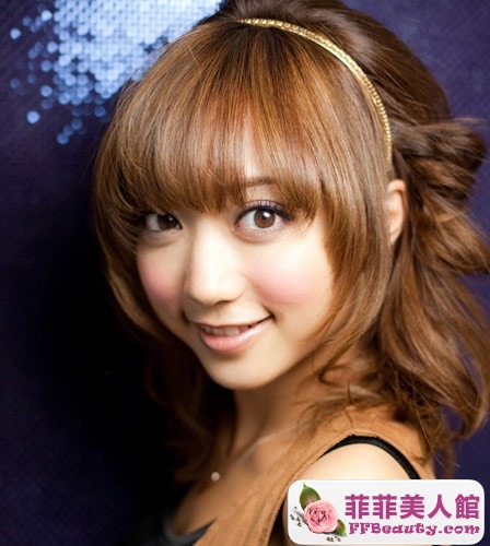 1分鐘韓式蓬松盤髮步驟瞬間變小V臉-美髮館