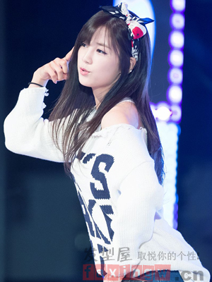 清純女生直髮髮型 必備加分利器-美髮館