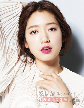 2015流行扎髮髮型 手笨MM必學-美髮館