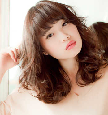 女生胖圓臉中長髮髮型 甜美時尚-美髮館
